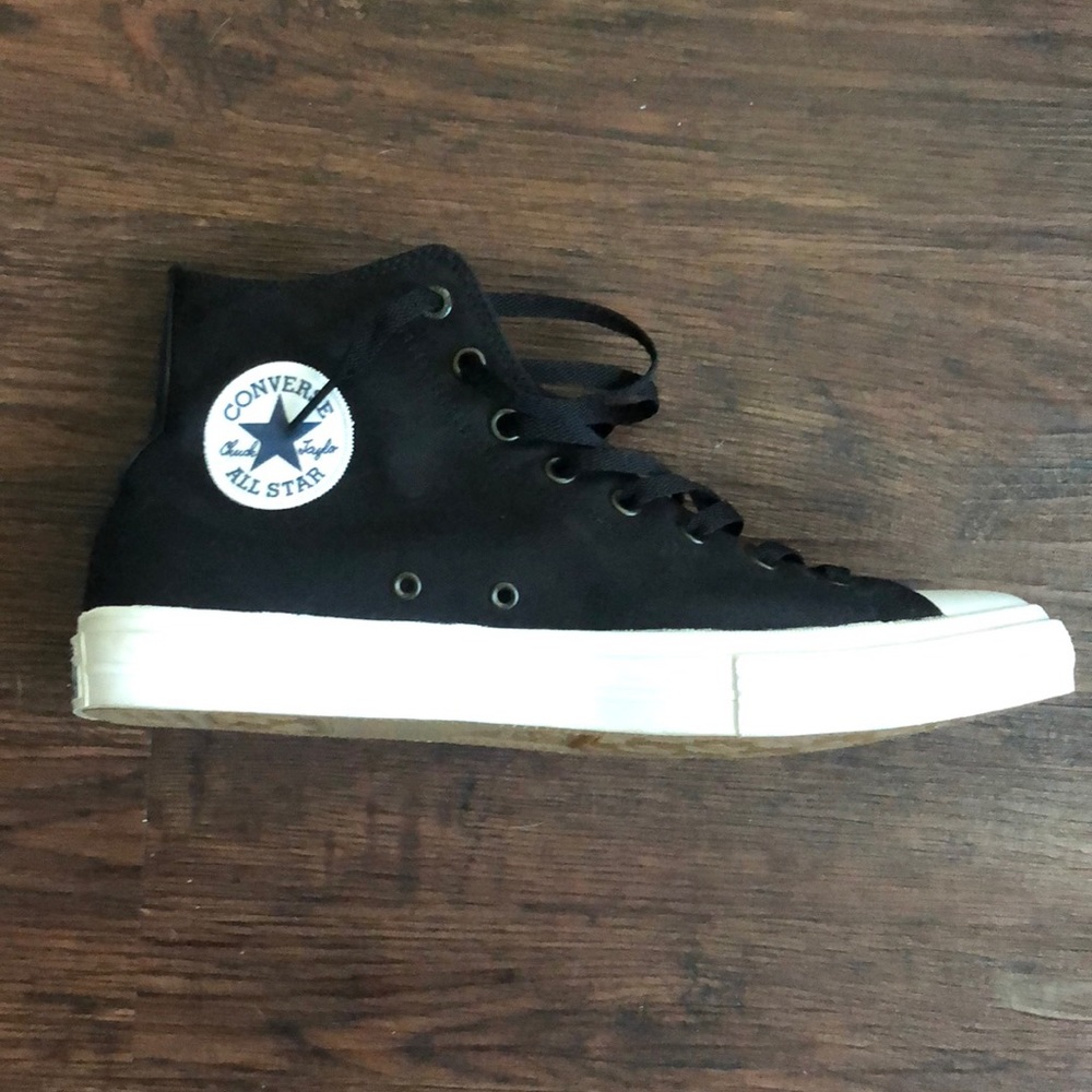 Like new! Converse Chuck Taylor II - men’s sz12
